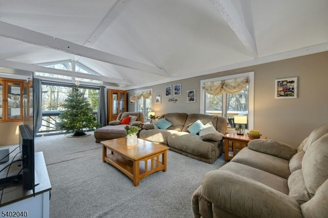 153 Forest Lake Dr, Byram Twp., NJ 07821