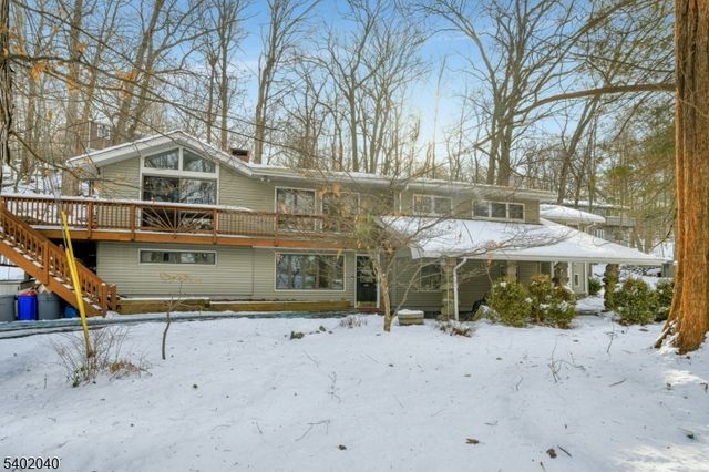 153 Forest Lake Dr, Byram Twp., NJ 07821