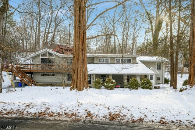 153 Forest Lake Dr, Byram Twp., NJ 07821