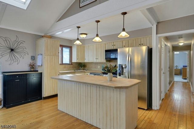 153 Forest Lake Dr, Byram Twp., NJ 07821