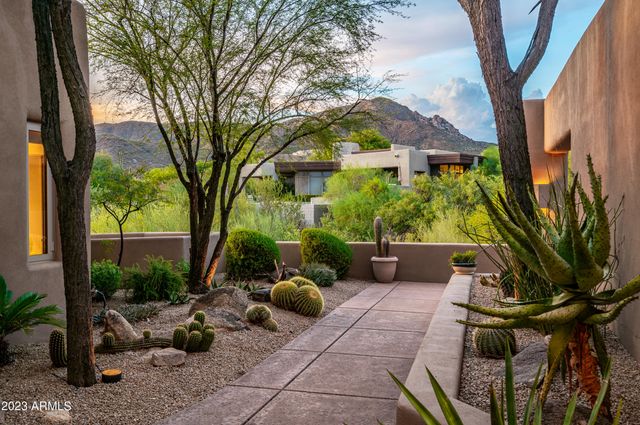 10646 E TAMARISK Way, Scottsdale, AZ 85262