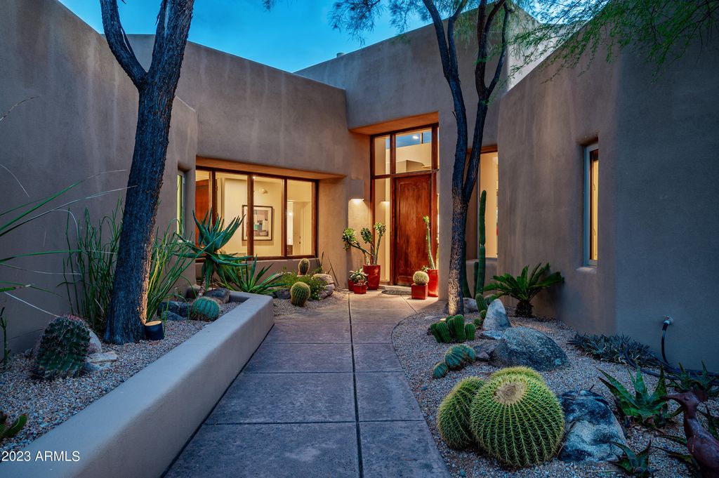 10646 E TAMARISK Way, Scottsdale, AZ 85262 — photo 5