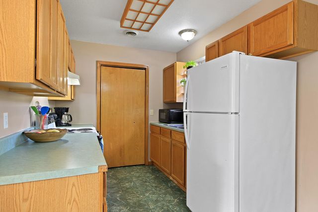 407 S ROCHEFORD ST, Sturgeon, MO 65284