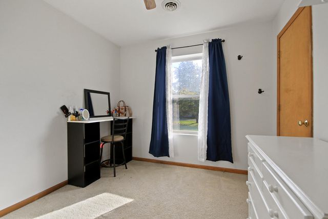 407 S ROCHEFORD ST, Sturgeon, MO 65284