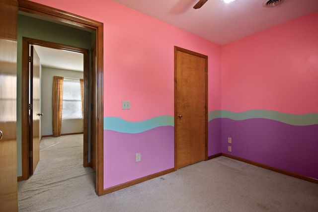 407 S ROCHEFORD ST, Sturgeon, MO 65284