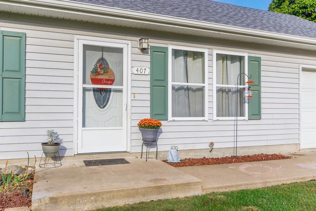 407 S ROCHEFORD ST, Sturgeon, MO 65284