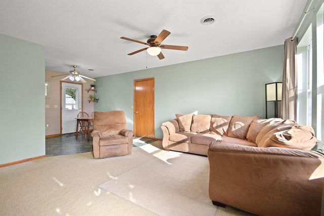 407 S ROCHEFORD ST, Sturgeon, MO 65284