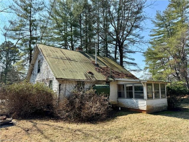 3364 NC Highway 66 S, Westfield, NC 27053