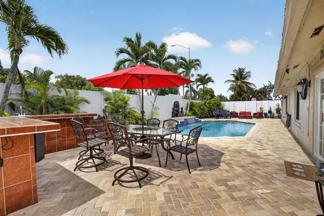 910 NE 205TH Street, Miami, FL 33179