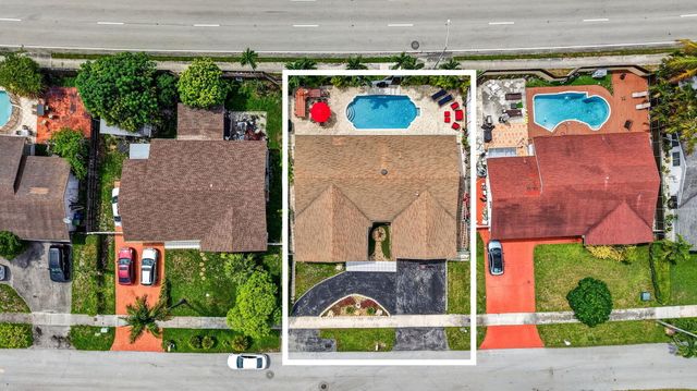 910 NE 205TH Street, Miami, FL 33179
