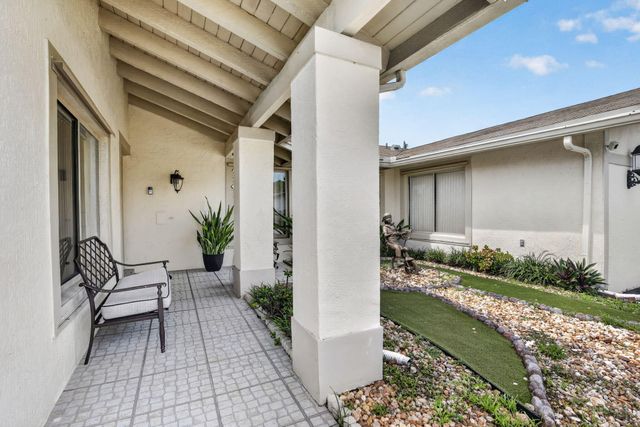 910 NE 205TH Street, Miami, FL 33179