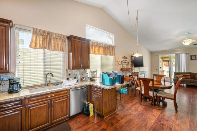 39660 Bordeaux Pl, Murrieta, CA 92562