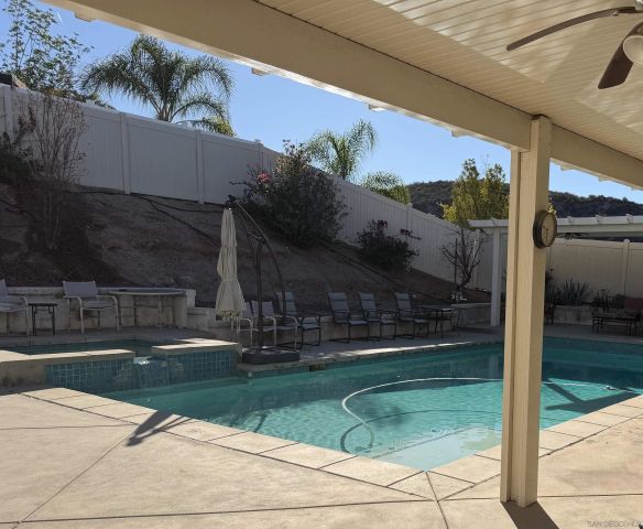 39660 Bordeaux Pl, Murrieta, CA 92562