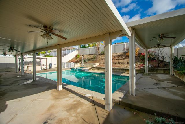 39660 Bordeaux Pl, Murrieta, CA 92562