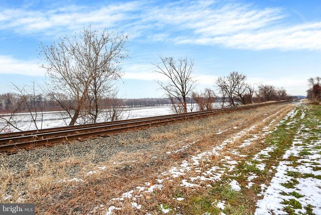 601 WATER ST, New Cumberland, PA 17070