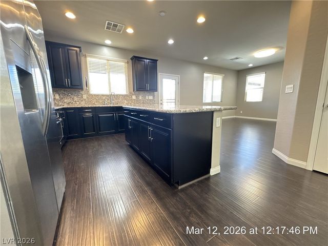 130 Serpens Avenue, Las Vegas, NV 89183