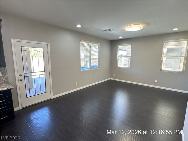 130 Serpens Avenue, Las Vegas, NV 89183