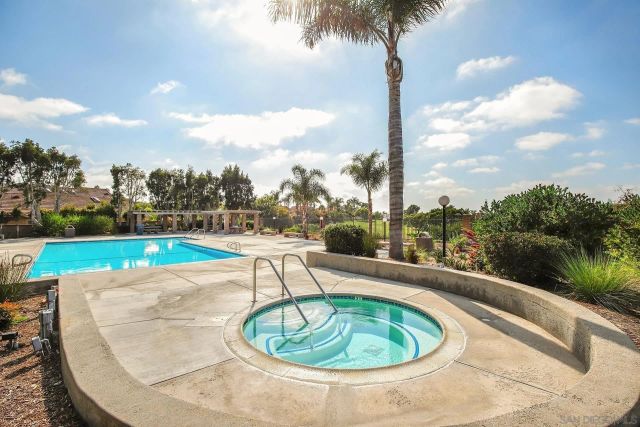 2198 Redwood Crst, Vista, CA 92081