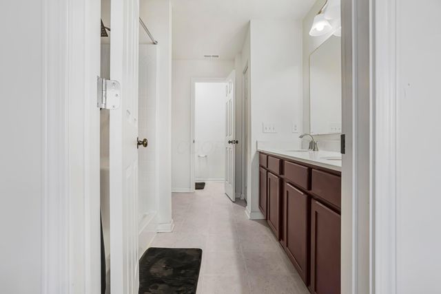 5391 Coble Park Drive, Canal Winchester, OH 43110
