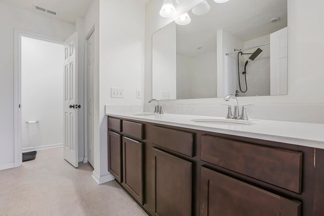 5391 Coble Park Drive, Canal Winchester, OH 43110