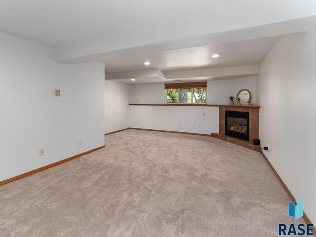 904 E Maywood St Street, Brandon, SD 57005
