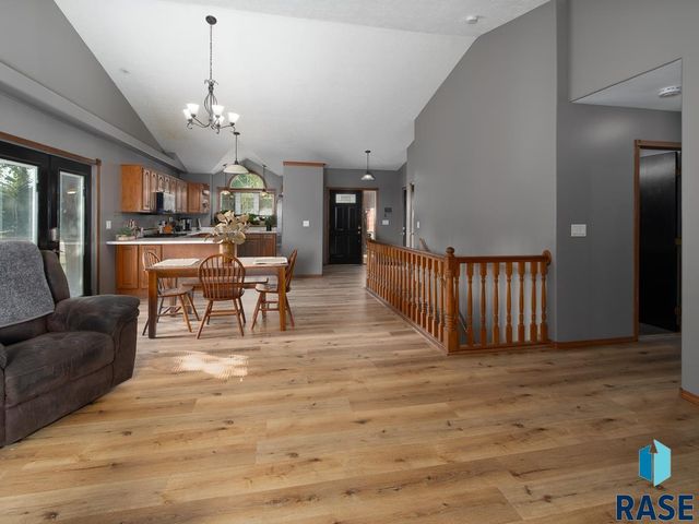 904 E Maywood St Street, Brandon, SD 57005