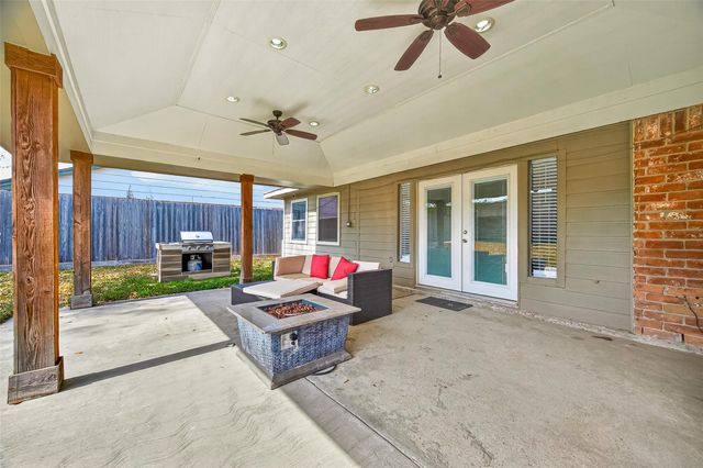 13719 Bonaventure Drive, Houston, TX 77065