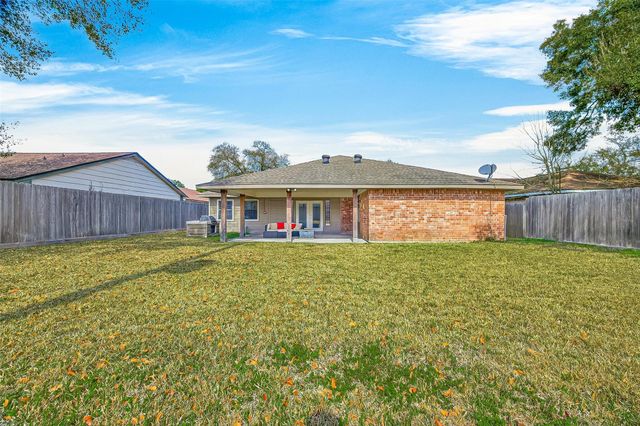 13719 Bonaventure Drive, Houston, TX 77065