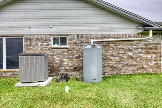 2209 Richland Dr, Corpus Christi, TX 78418