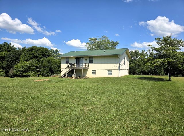 1312 W Union Valley Rd, Seymour, TN 37865