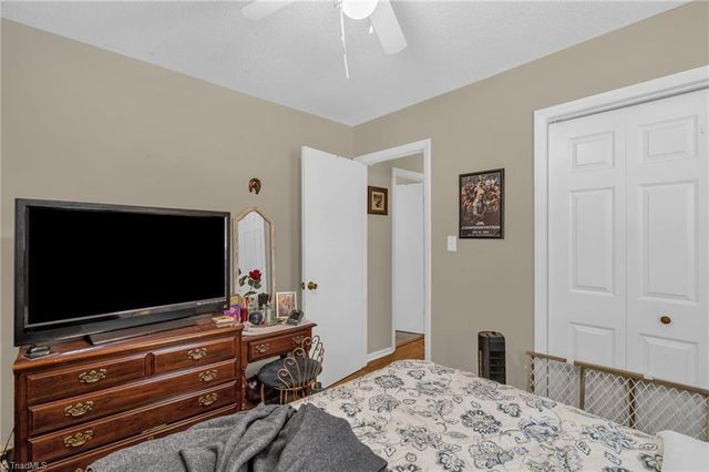1014 Pine Lane, Eden, NC 27288