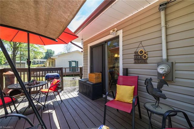 1014 Pine Lane, Eden, NC 27288