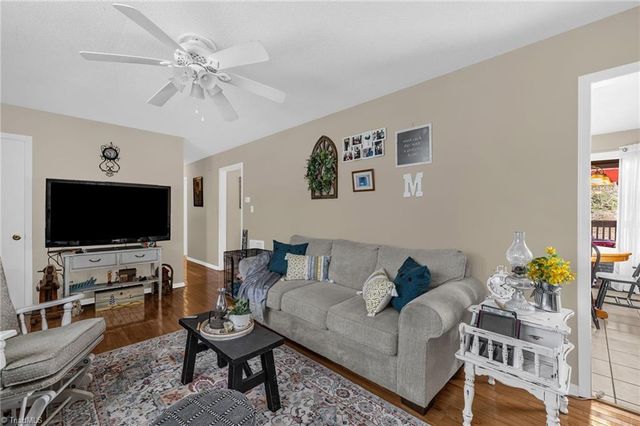 1014 Pine Lane, Eden, NC 27288