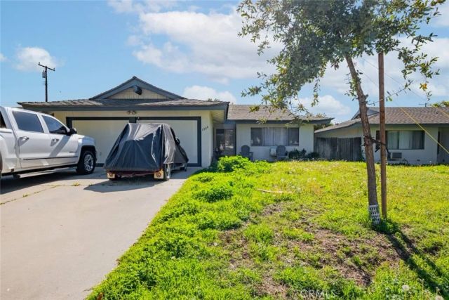 1934 Bobolink Way, Pomona, CA 91767