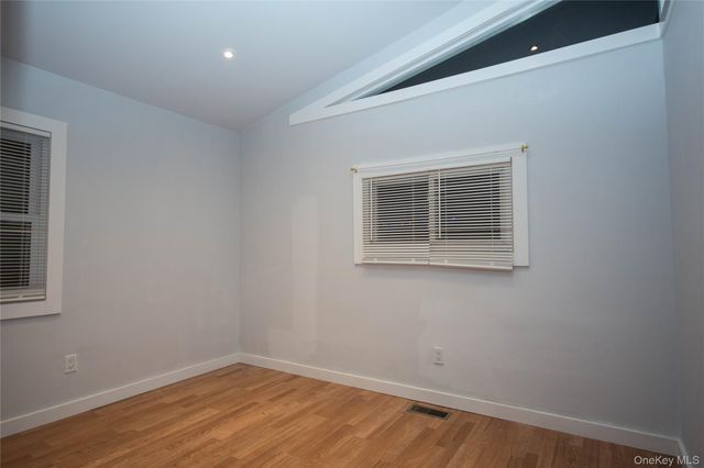 27 Cynthia Lane, Center Moriches, NY 11934