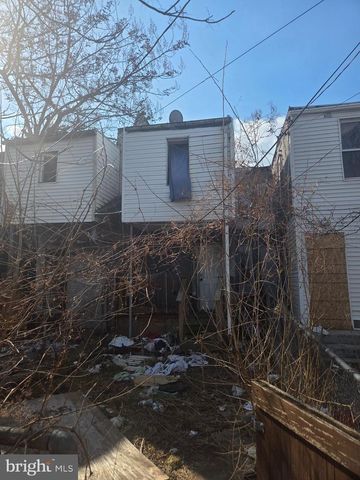 305 S PULASKI ST, Baltimore, MD 21223