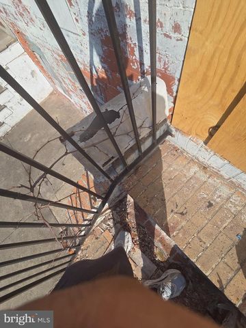 305 S PULASKI ST, Baltimore, MD 21223