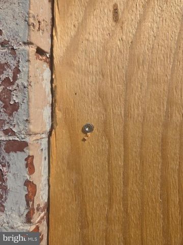 305 S PULASKI ST, Baltimore, MD 21223