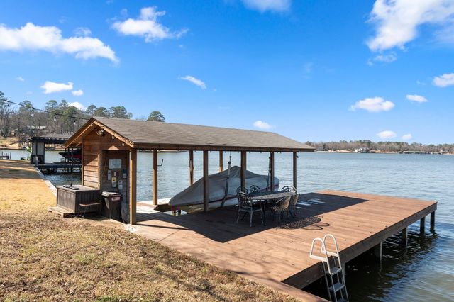 305 South Park Rd, Scroggins, TX 75480