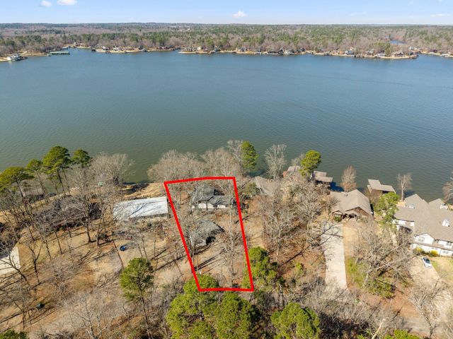 305 South Park Rd, Scroggins, TX 75480