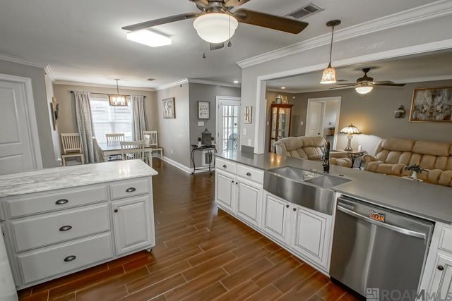 17172 Deer Meadow Ave, Baton Rouge, LA 70816