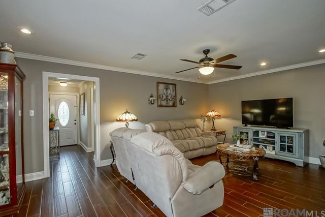 17172 Deer Meadow Ave, Baton Rouge, LA 70816