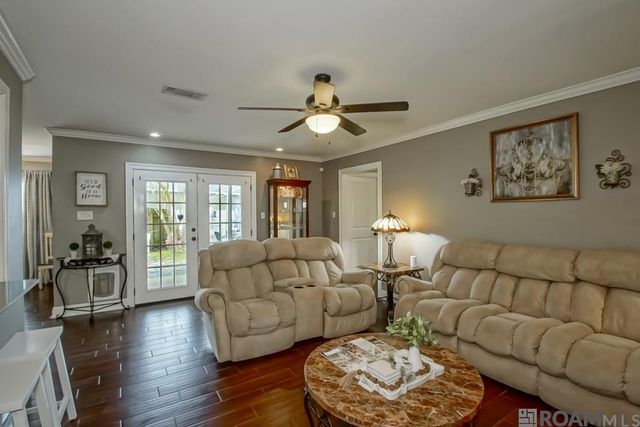 17172 Deer Meadow Ave, Baton Rouge, LA 70816