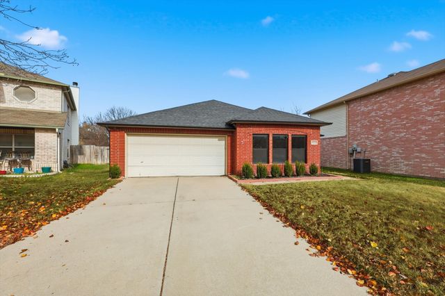 4121 Tupelo Trail, Fort Worth, TX 76244