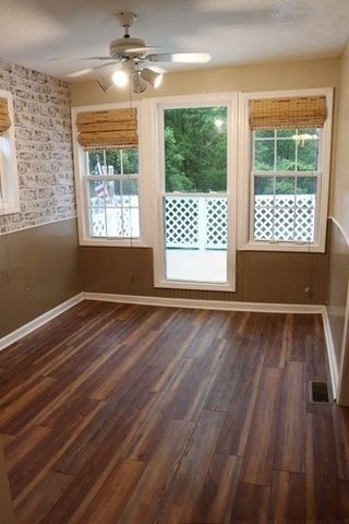 209 Church St, Dover, TN 37058