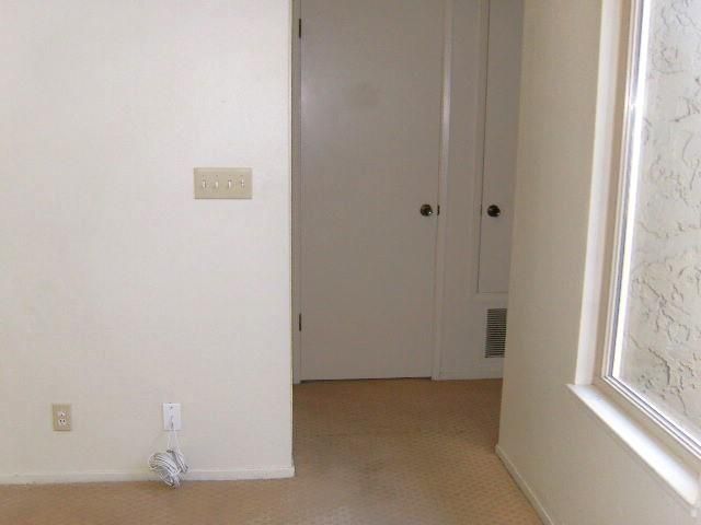 1253 Los Olivos Drive 5, Salinas, CA 93901