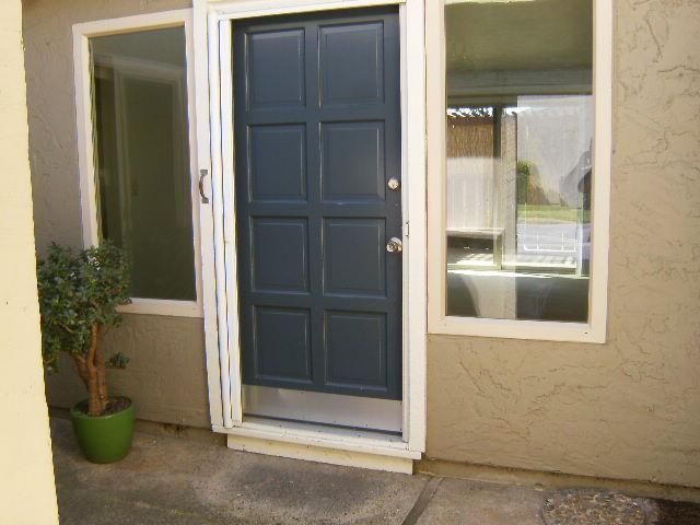 1253 Los Olivos Drive 5, Salinas, CA 93901