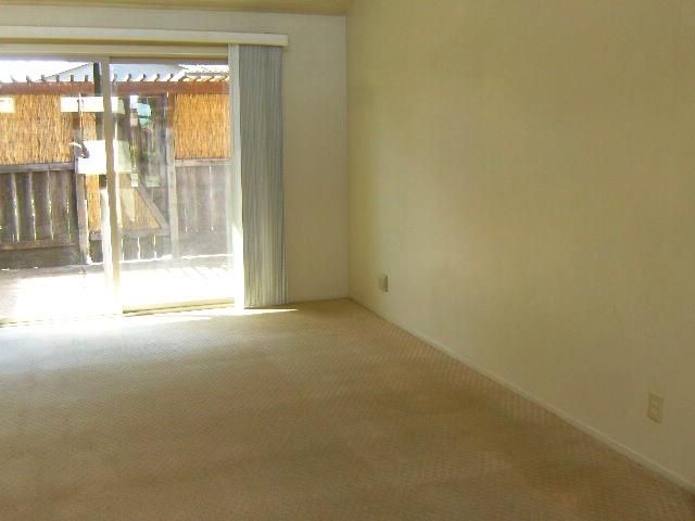 1253 Los Olivos Drive 5, Salinas, CA 93901