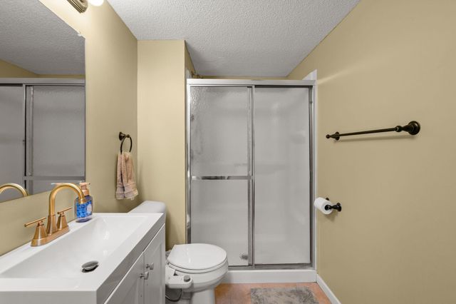 9257 Dartford Road, Woodbury, MN 55125