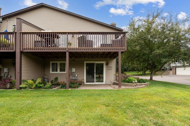 9257 Dartford Road, Woodbury, MN 55125